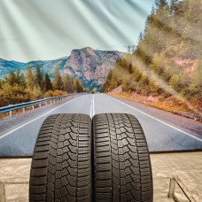 275/40r19 continental wintercontact Ts860s * 105H