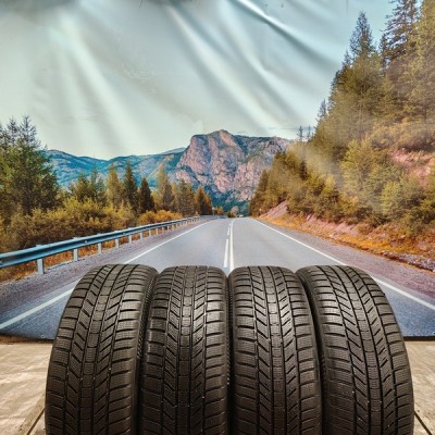 235/45r18 Continental wintercontact ts870p 98V
