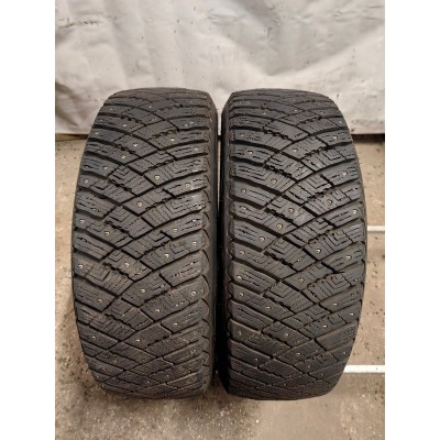215/60r16 Goodyear ultragrip ice arctic 99T