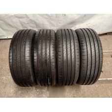 205/60r16 Goodyear efficientgrip performance 2 92H