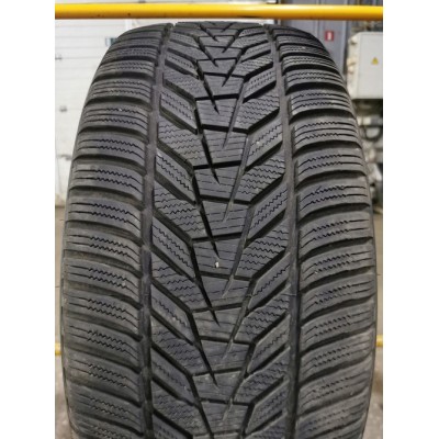 265/35R22 Hankook winter icept evo3 x  102W