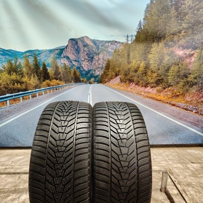 275/35r20 hankook winter i'cept evo 3 102W