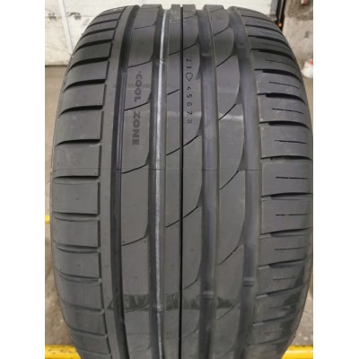 295/35r21 Nokian Z sport utility  107Y