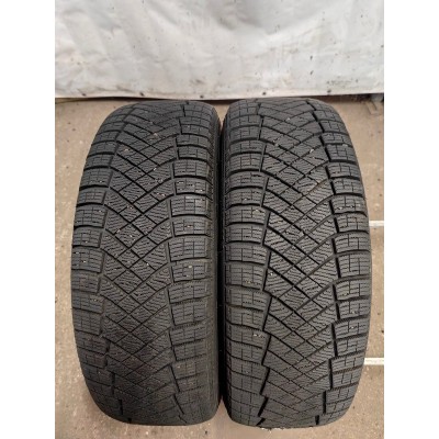 235/60r17 Pirelli ice zero fr 106H