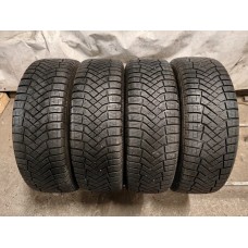 215/65r17 Pirelli ice zero fr 103T
