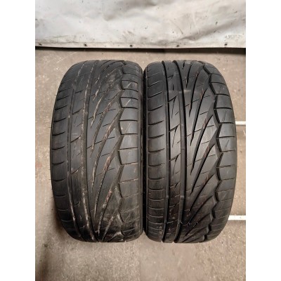 215/40r17 toyo proxes tr1 87W